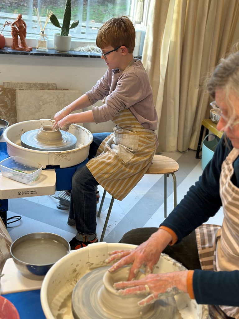 WN-WORK-27 Oma en kleinzoon